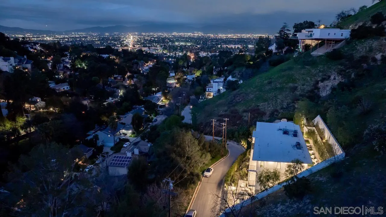 3820 Knobhill Drive Sherman Oaks, CA 91423 - Photo 64 of 75