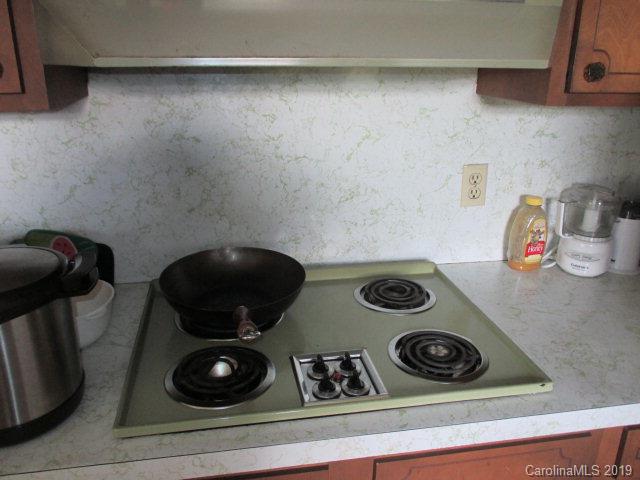 432 Landis Road Marion, NC 28752 - Photo 12 of 30 Gallery Image 12