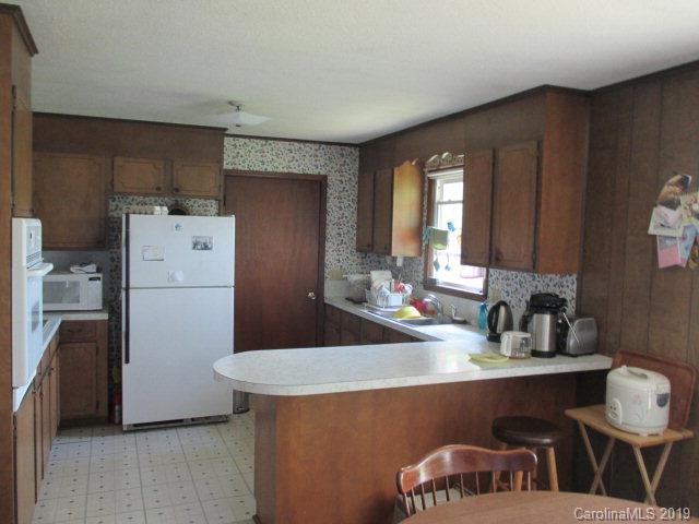 432 Landis Road Marion, NC 28752 - Photo 13 of 30 Gallery Image 13