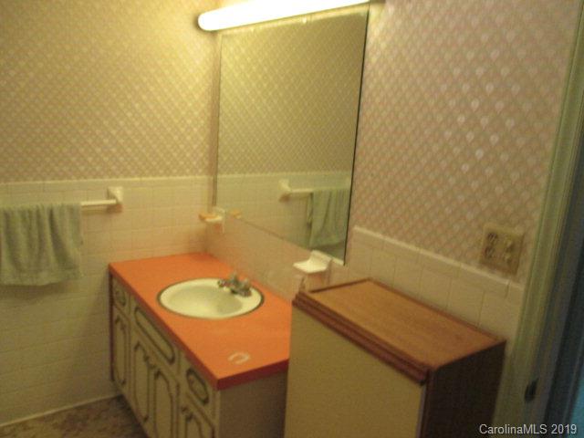 432 Landis Road Marion, NC 28752 - Photo 21 of 30 Gallery Image 21
