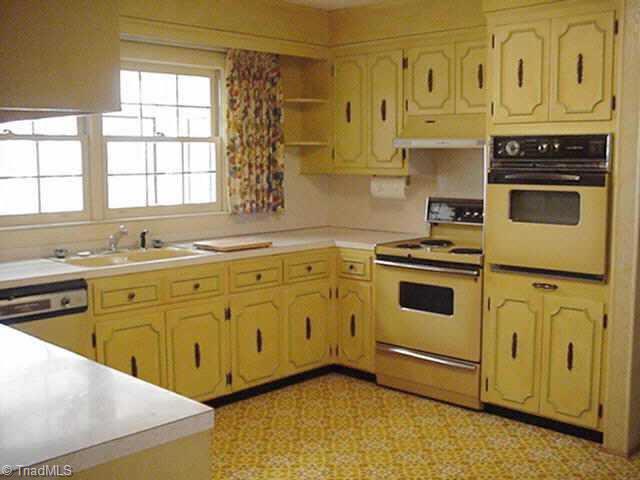 330 Homestead Avenue High Point, NC 27262 - Photo 4 of 9 Other. Kitchen