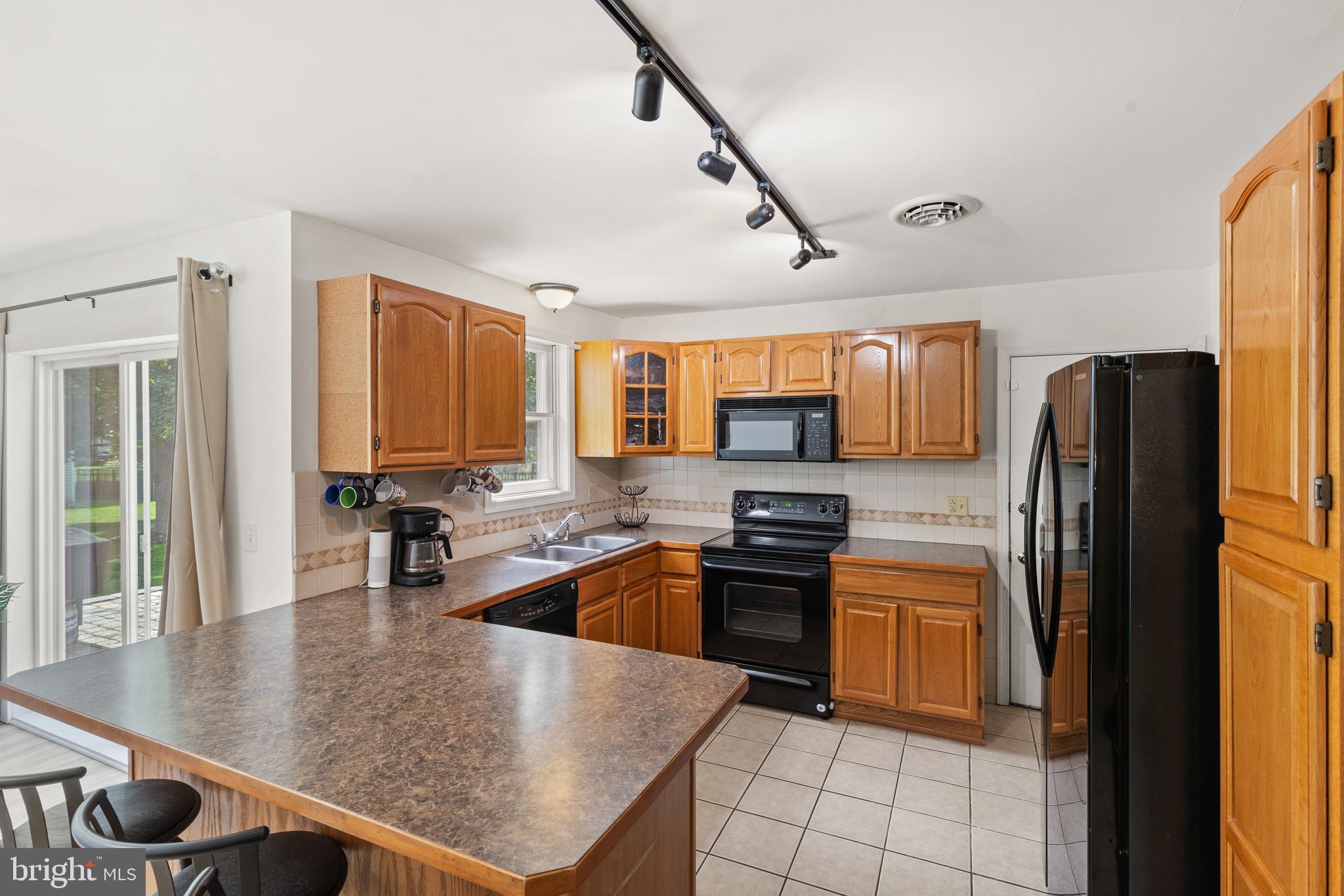 311 Partridge Drive Lititz, PA 17543 - Photo 8 of 30 Gallery Image 8
