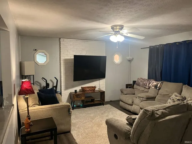 $219,999 | 8106 Highway 50, Mitchell, IN 47446