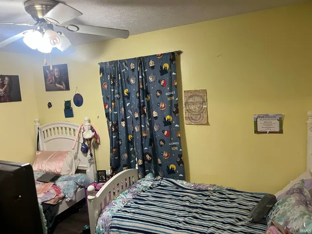 $219,999 | 8106 Highway 50, Mitchell, IN 47446