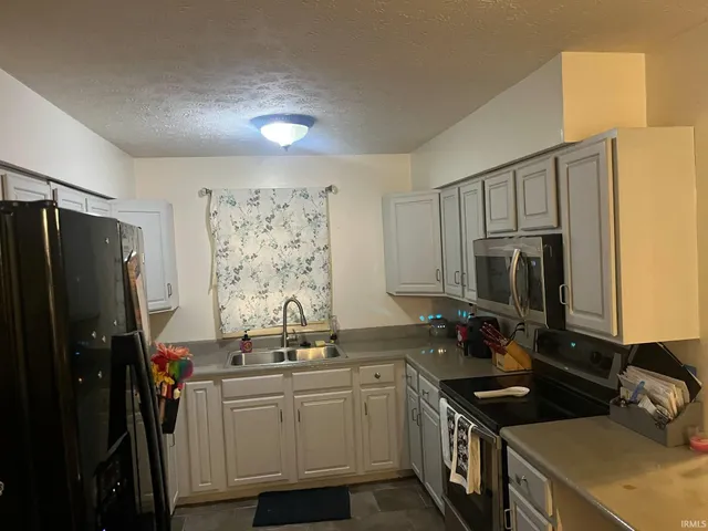 $219,999 | 8106 Highway 50, Mitchell, IN 47446