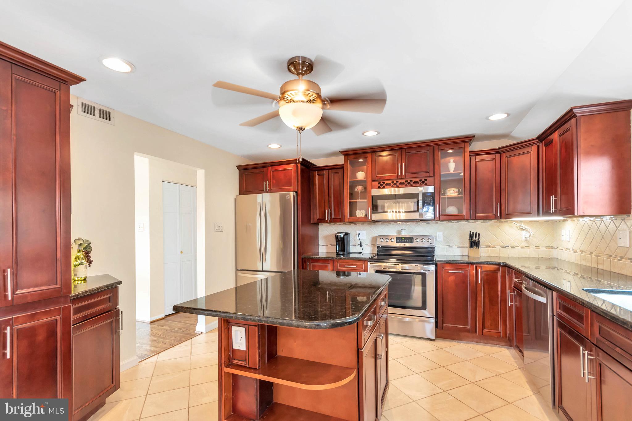 38 Regent Road Cherry Hill, NJ 08003 - Photo 8 of 37