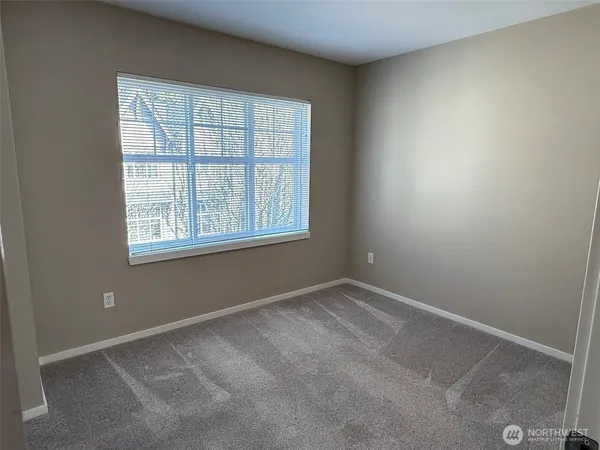 $2,950 | 22635 Northeast Alder Crest Lane, Redmond, WA 98053
