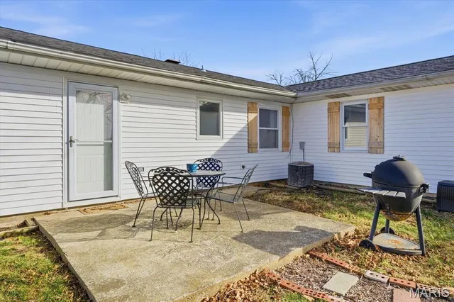 $215,000 | 519 Joy Drive, O'Fallon, IL 62269