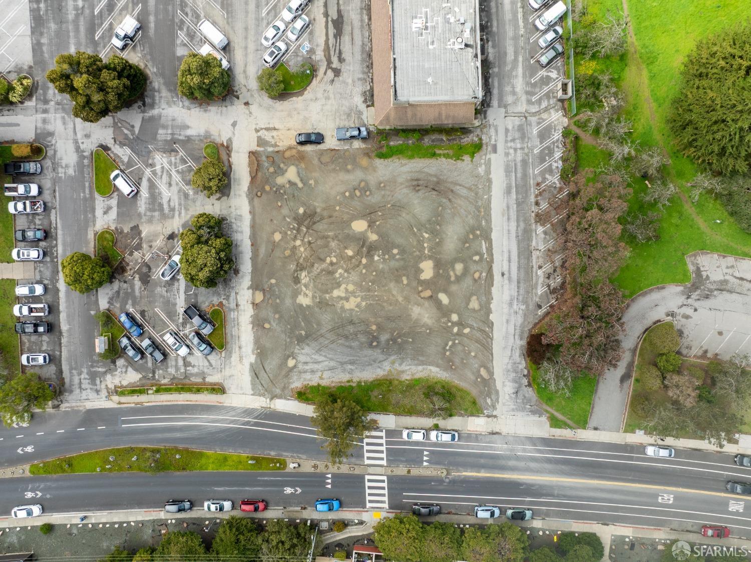 1055 Terra Nova Boulevard Pacifica, CA 94044 - Photo 12 of 13