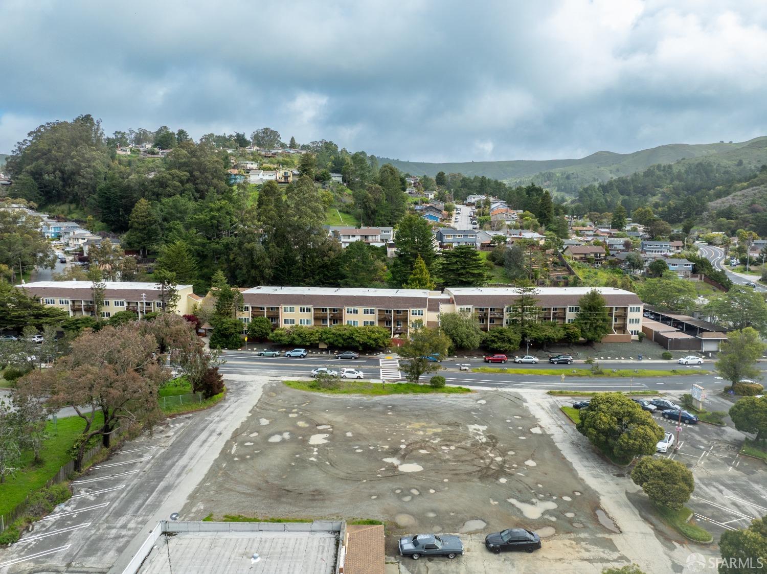 1055 Terra Nova Boulevard Pacifica, CA 94044 - Photo 8 of 13