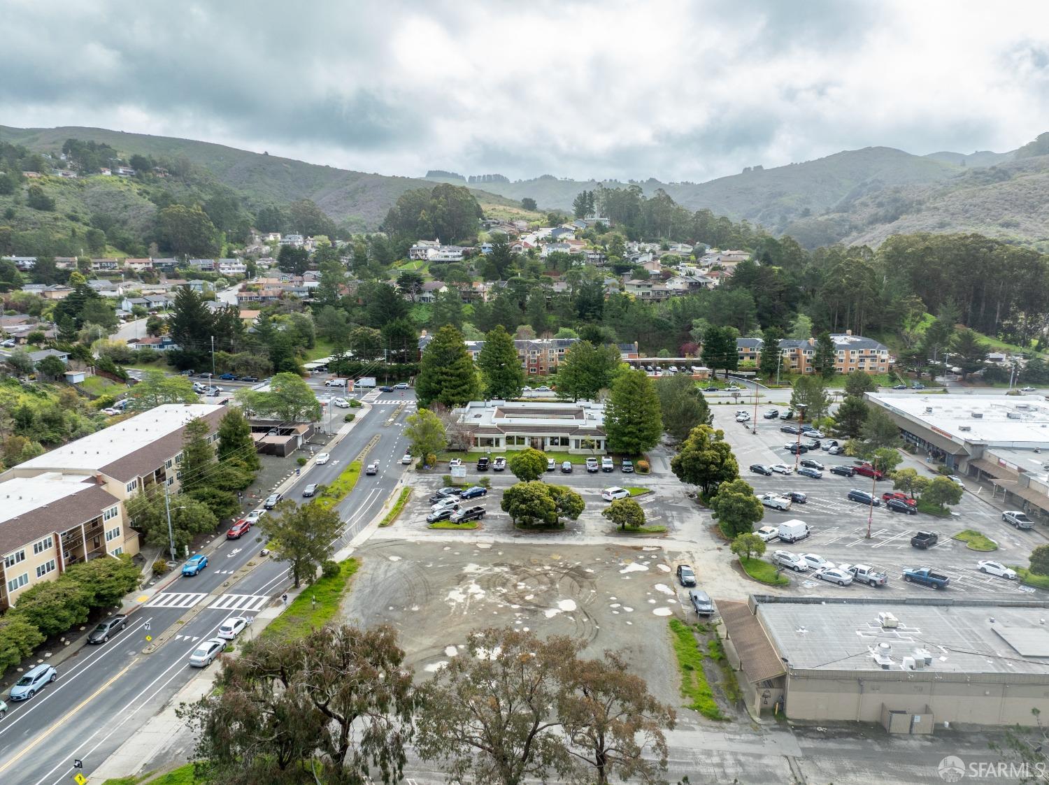 1055 Terra Nova Boulevard Pacifica, CA 94044 - Photo 10 of 13