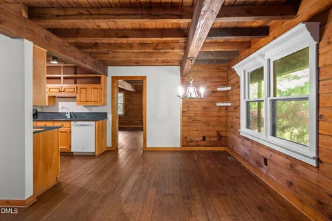 $899,000 | 643 Old Stonehouse Road, Chapel Hill, NC 27516