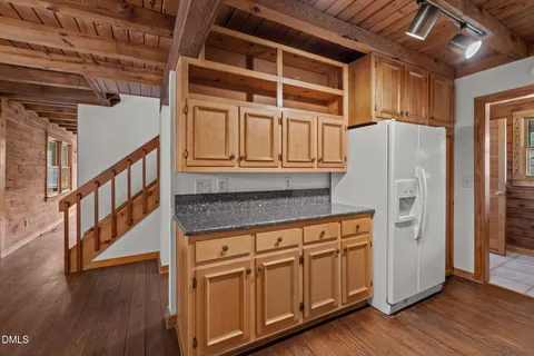 $899,000 | 643 Old Stonehouse Road, Chapel Hill, NC 27516