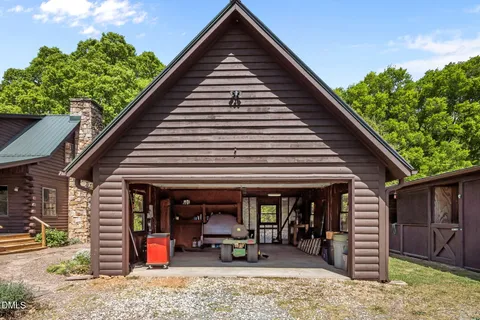 $899,000 | 643 Old Stonehouse Road, Chapel Hill, NC 27516