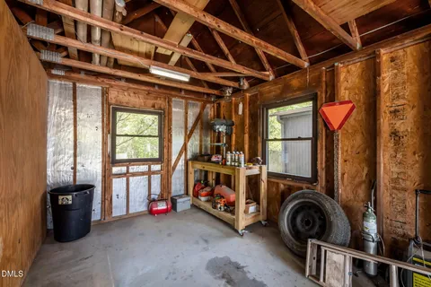 $899,000 | 643 Old Stonehouse Road, Chapel Hill, NC 27516