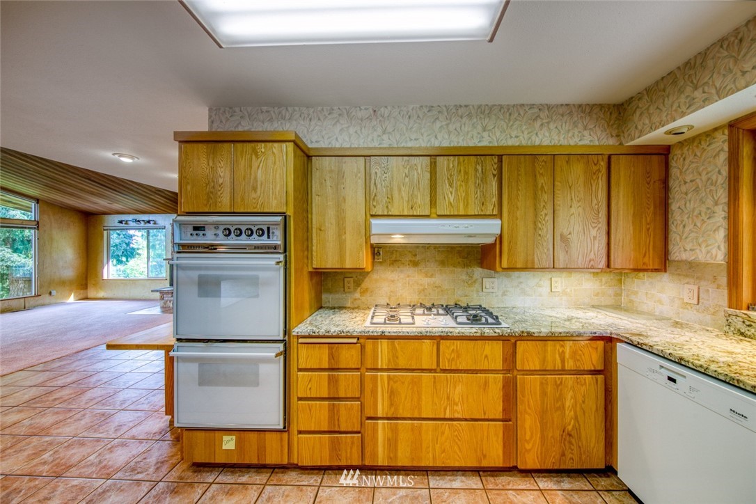 3103 Ridgeview Drive Northeast Bremerton, WA 98310 - Photo 12 of 39 Gallery Image 12