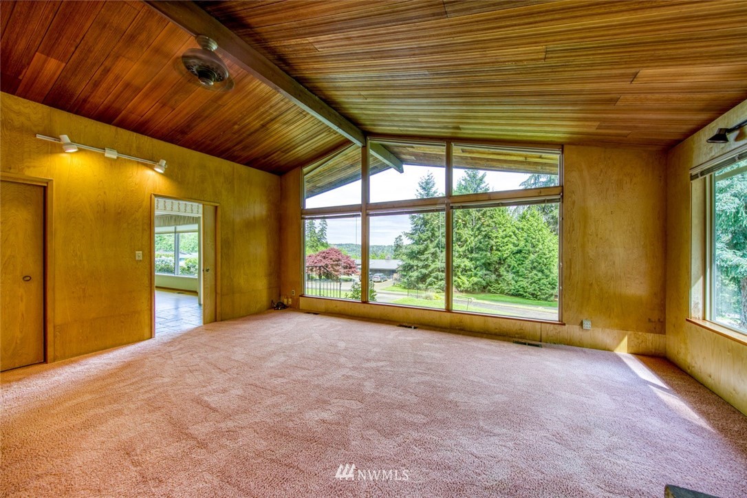 3103 Ridgeview Drive Northeast Bremerton, WA 98310 - Photo 13 of 39 Gallery Image 13