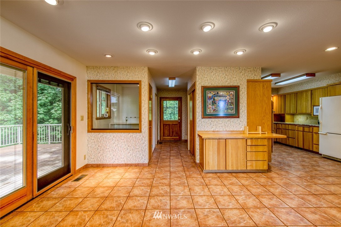 3103 Ridgeview Drive Northeast Bremerton, WA 98310 - Photo 17 of 39 Gallery Image 17
