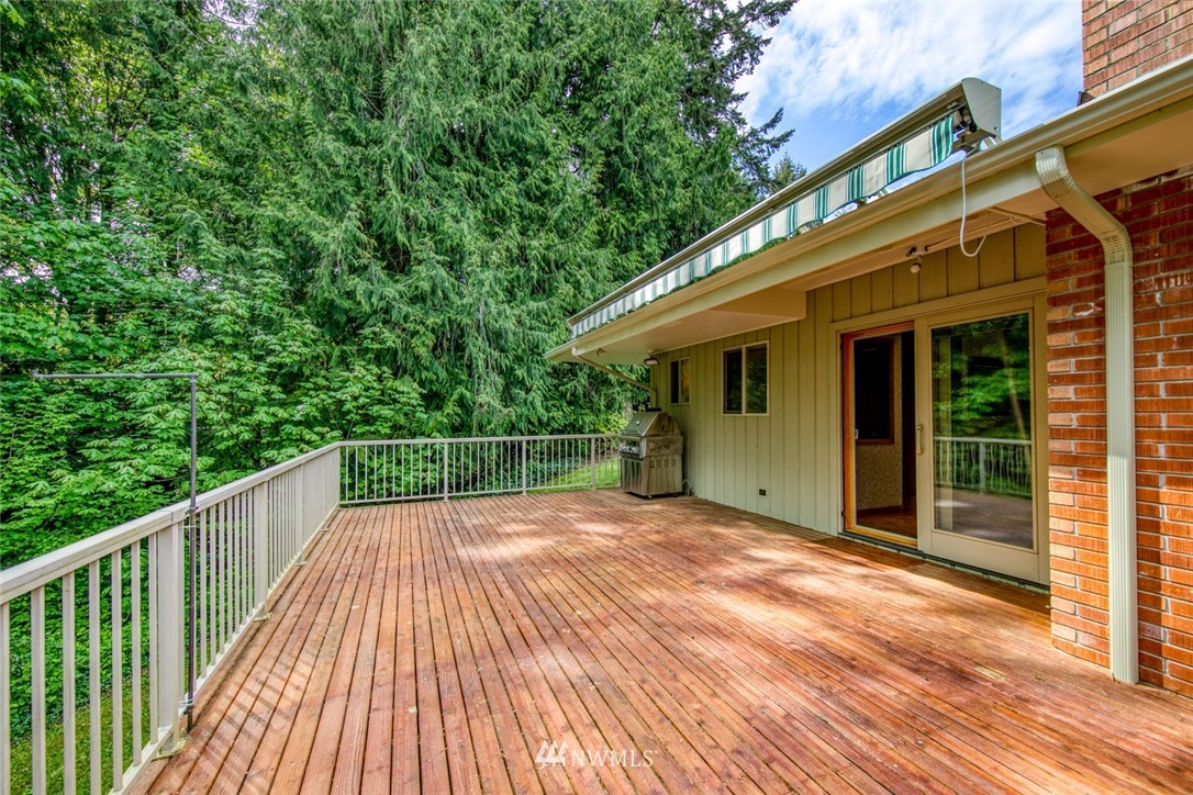 3103 Ridgeview Drive Northeast Bremerton, WA 98310 - Photo 20 of 39 Gallery Image 20