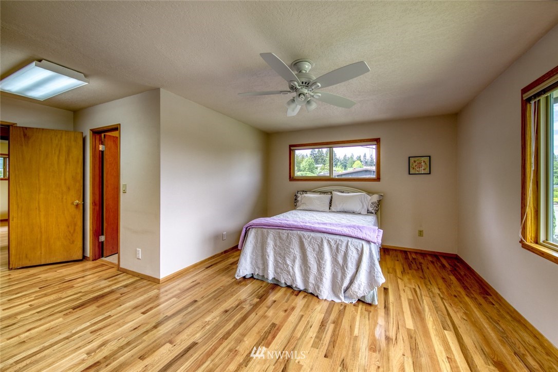 3103 Ridgeview Drive Northeast Bremerton, WA 98310 - Photo 28 of 39 Gallery Image 28