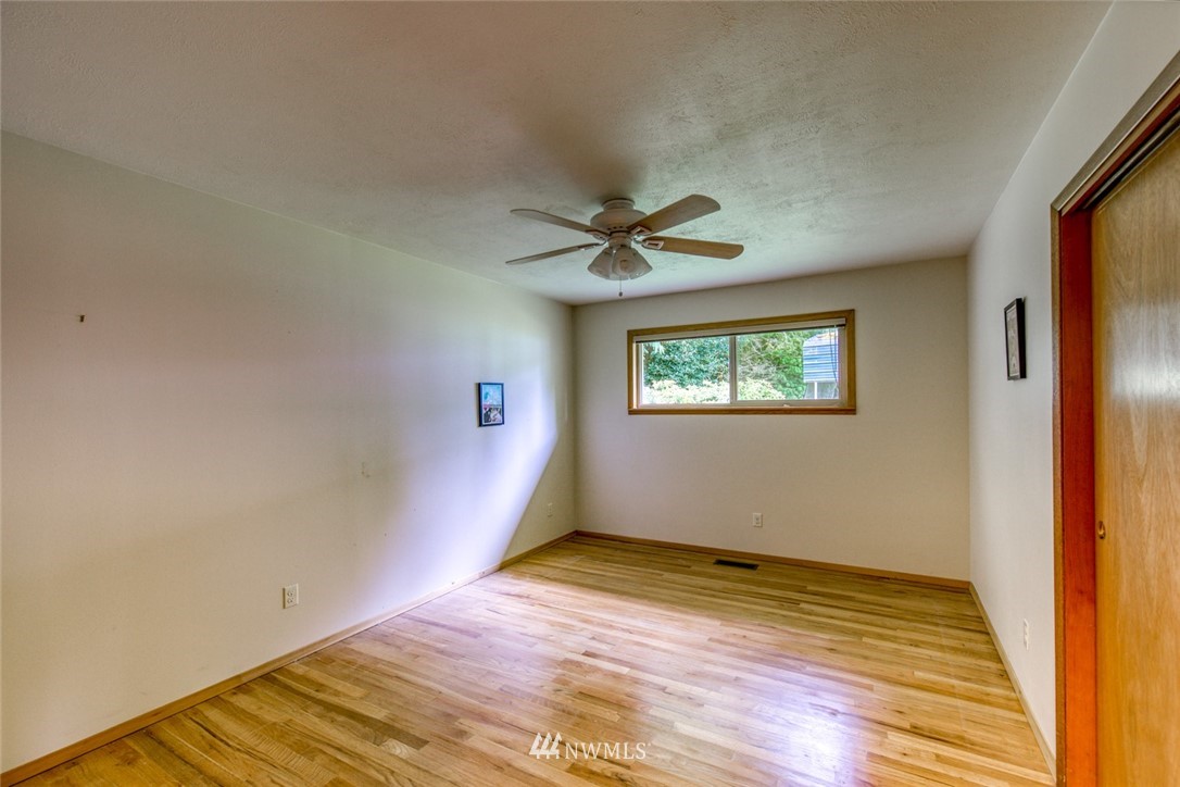 3103 Ridgeview Drive Northeast Bremerton, WA 98310 - Photo 32 of 39 Gallery Image 32