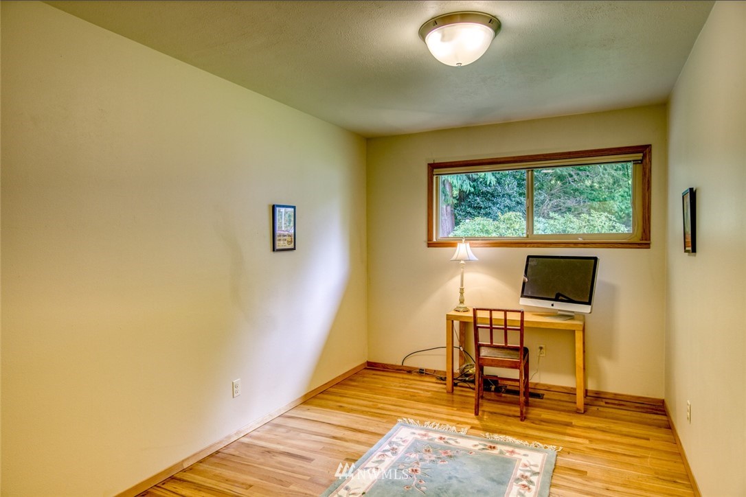 3103 Ridgeview Drive Northeast Bremerton, WA 98310 - Photo 33 of 39 Gallery Image 33