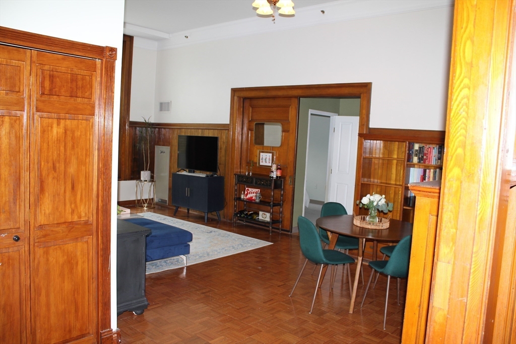 235 State Street, Unit 311 Springfield, MA 01103 - Photo 5 of 17 Gallery Image 5