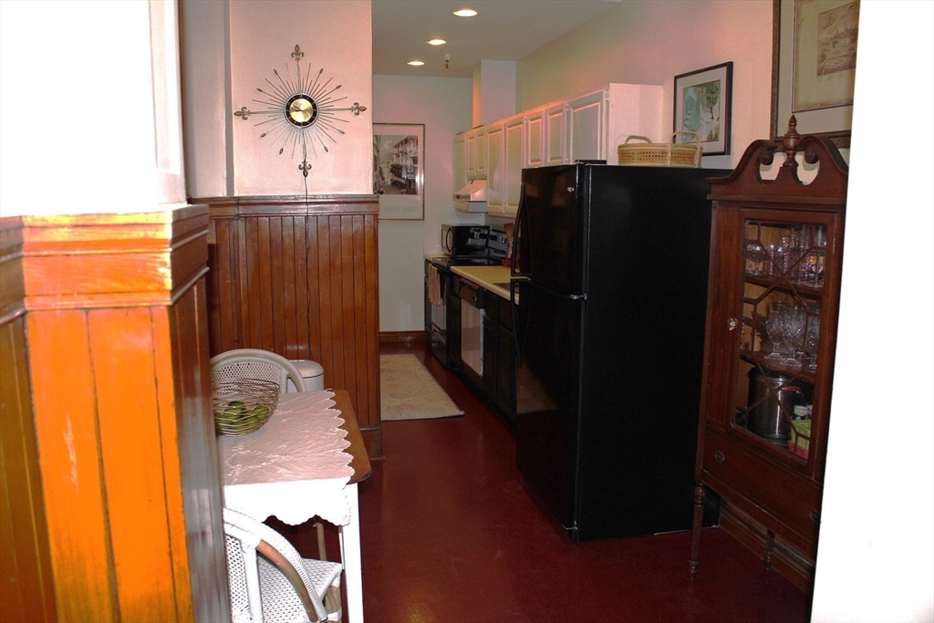 235 State Street, Unit 311 Springfield, MA 01103 - Photo 7 of 17 Gallery Image 7