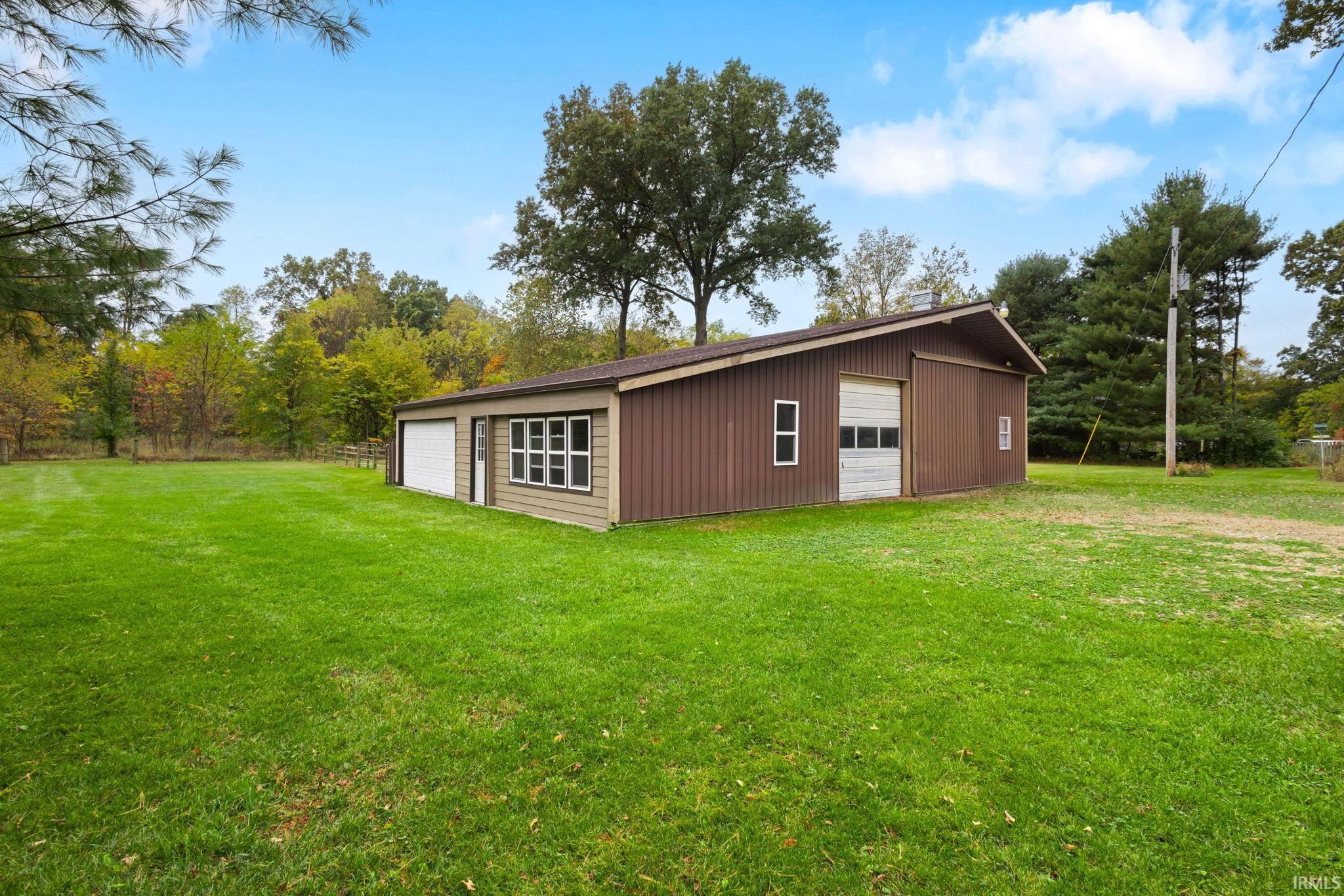 10824 Anderson Road Granger, IN 46530 - Photo 17 of 22 Gallery Image 17