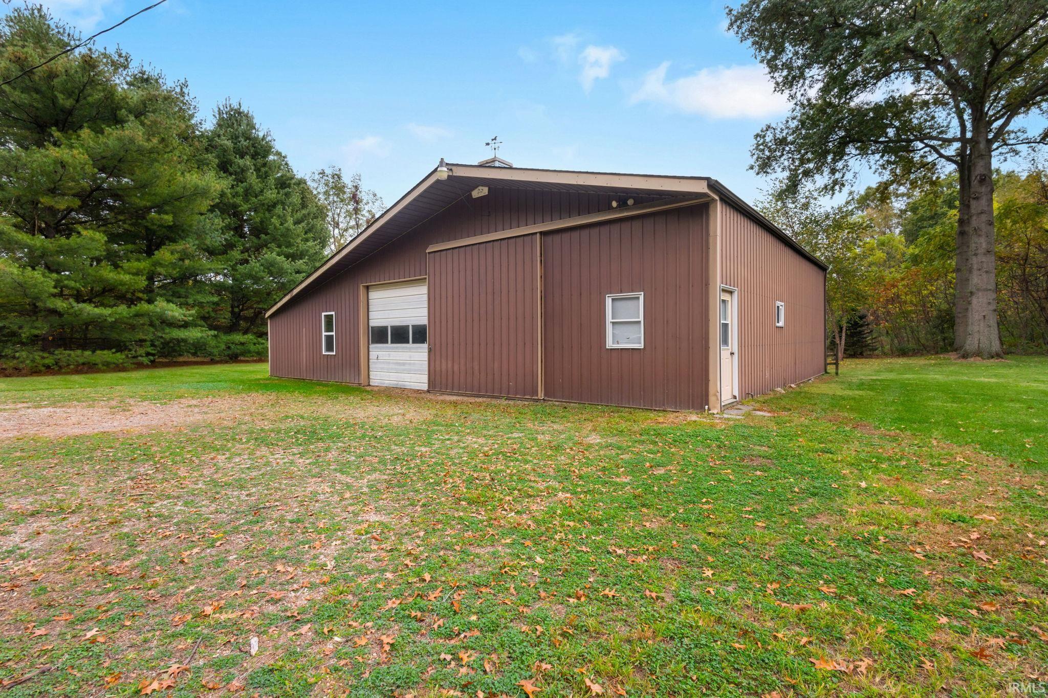 10824 Anderson Road Granger, IN 46530 - Photo 18 of 22 Gallery Image 18