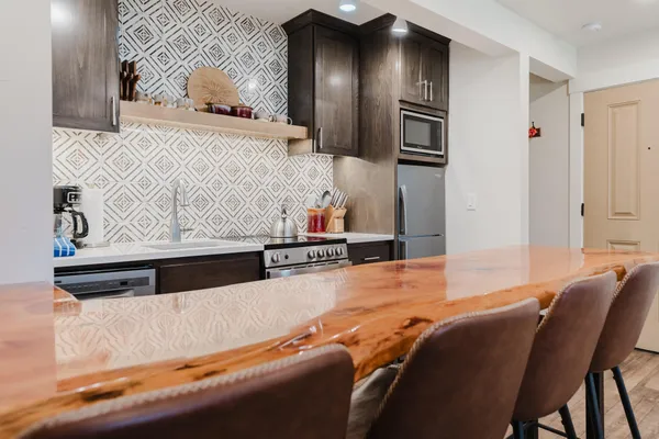 $299,000 | 18575 Southwest Century Drive, Unit 2123/2124, Bend, OR 97702