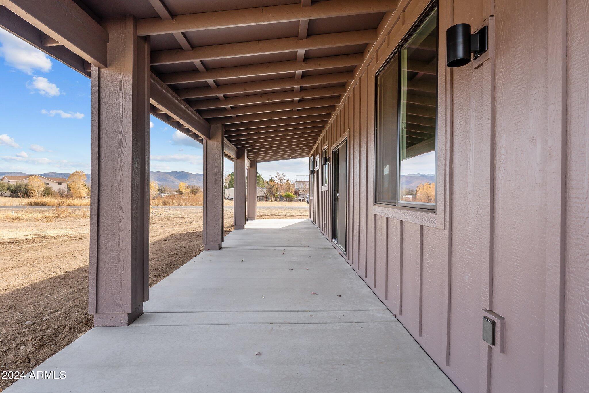 18473 Henry Coe Road Peeples Valley, AZ 86332 - Photo 28 of 31 22-web-or-mls-DSC08357
