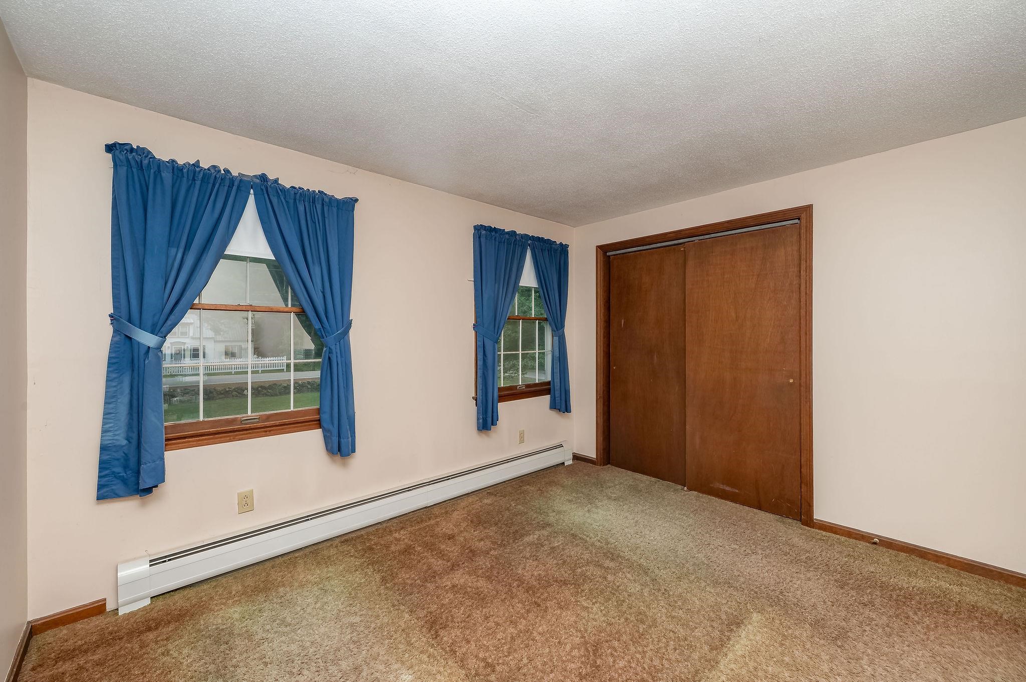 89 Oak Street Rochester, NH 03839 - Photo 24 of 34