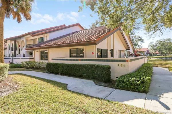 $369,000 | 6030 Southeast Martinique Drive, Unit 104, Stuart, FL 34997