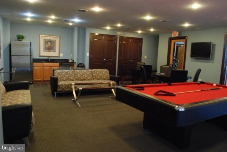 181 East Reed Avenue, Unit 313 Alexandria, VA 22305 - Photo 22 of 22 Community Amenities 1
