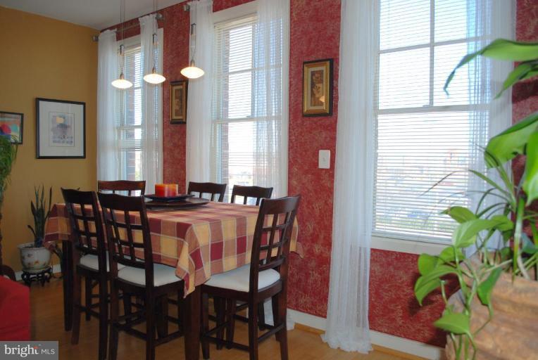 181 East Reed Avenue, Unit 313 Alexandria, VA 22305 - Photo 9 of 22 Dining Room #2