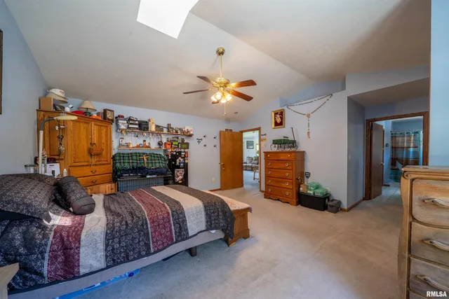 $449,900 | 21501 North Berchtold Road, Chillicothe, IL 61523