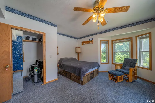 $449,900 | 21501 North Berchtold Road, Chillicothe, IL 61523