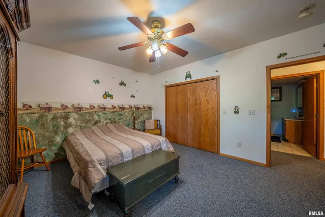 $449,900 | 21501 North Berchtold Road, Chillicothe, IL 61523