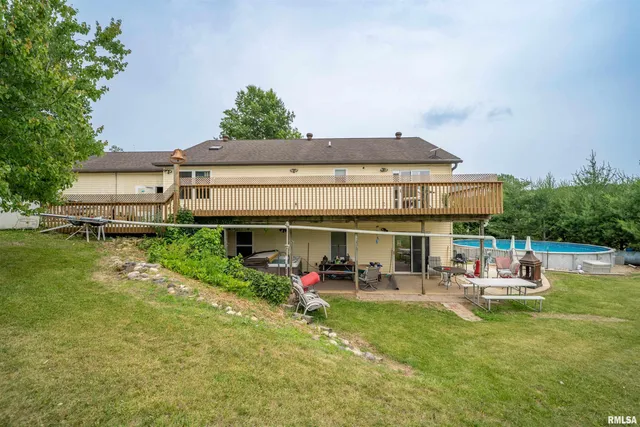 $449,900 | 21501 North Berchtold Road, Chillicothe, IL 61523