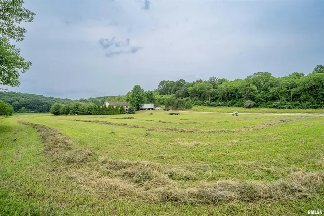 $449,900 | 21501 North Berchtold Road, Chillicothe, IL 61523