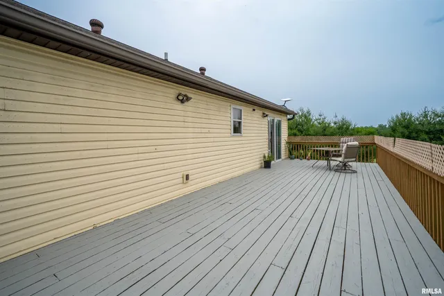 $449,900 | 21501 North Berchtold Road, Chillicothe, IL 61523