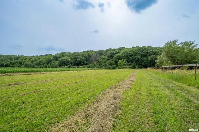 $449,900 | 21501 North Berchtold Road, Chillicothe, IL 61523