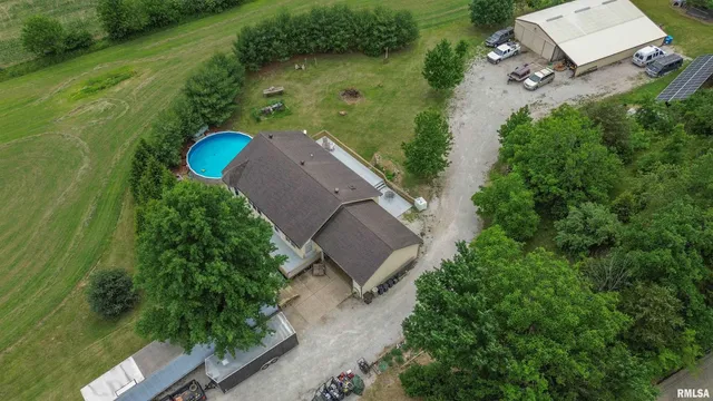 $449,900 | 21501 North Berchtold Road, Chillicothe, IL 61523