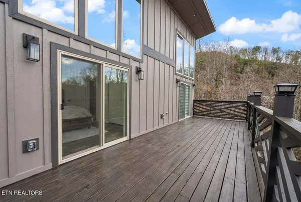 $899,000 | 1924 Walker Trail, Sevierville, TN 37876