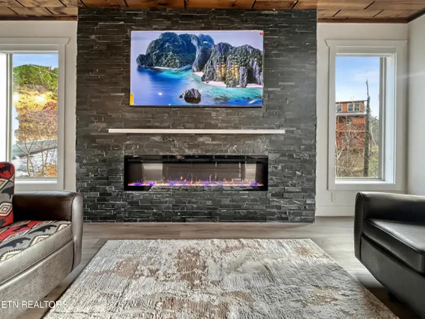 $899,000 | 1924 Walker Trail, Sevierville, TN 37876