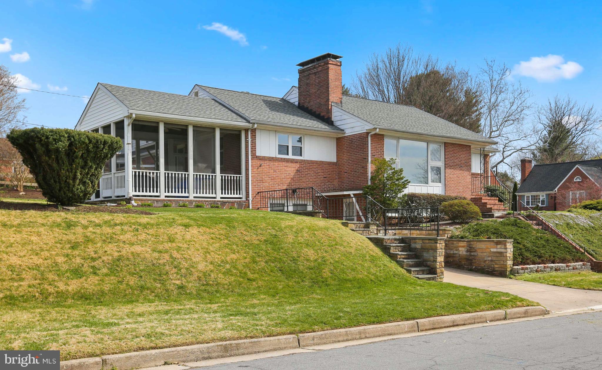6701 Canongate Road Baltimore, MD 21239 - Photo 3 of 27 MAIN HOUSE IMAGE AFTERNOON SUN