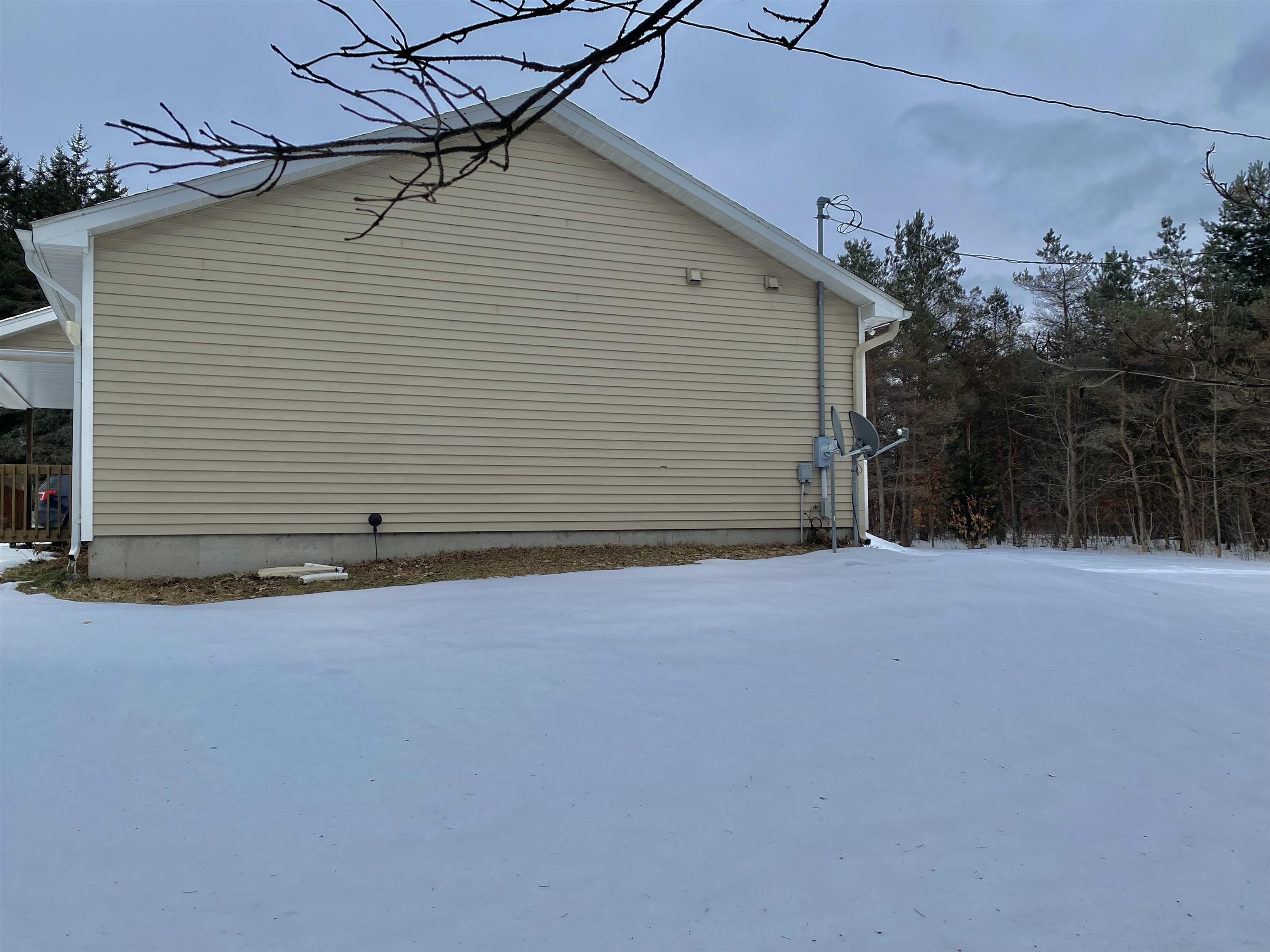 6415 South Snyder Road Southwest Fife Lake, MI 49633 - Photo 28 of 31 1896994-30.JPG