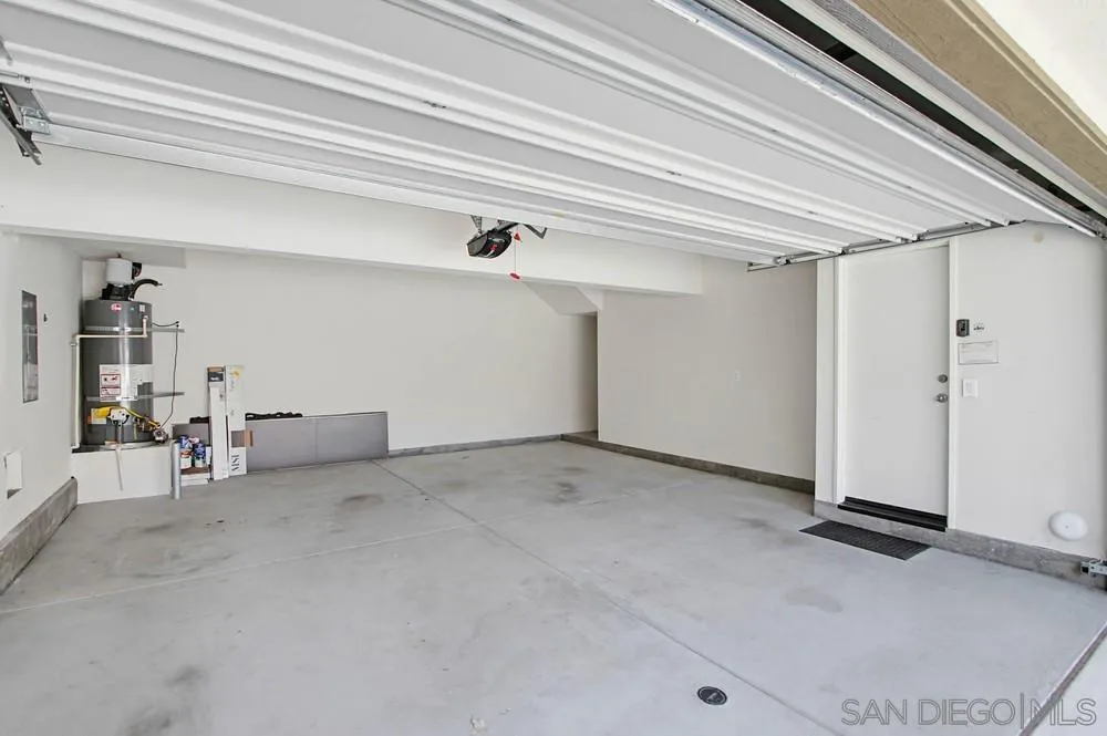 5069 Cascade Way, Unit 101 Oceanside, CA 92057 - Photo 44 of 48