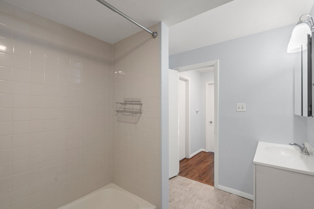 88 Beacon Street, Unit 7 Lawrence, MA 01843 - Photo 17 of 34